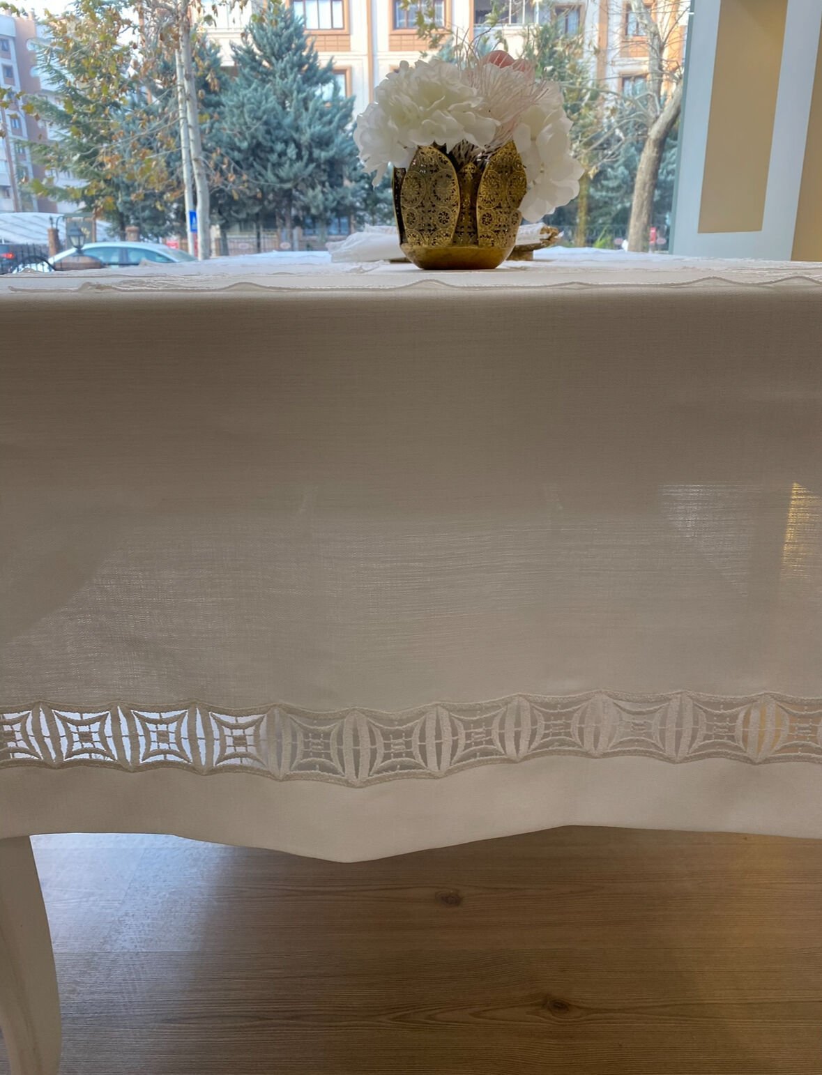 Fransız Dantelli Masa Örtüsü | Beyaz