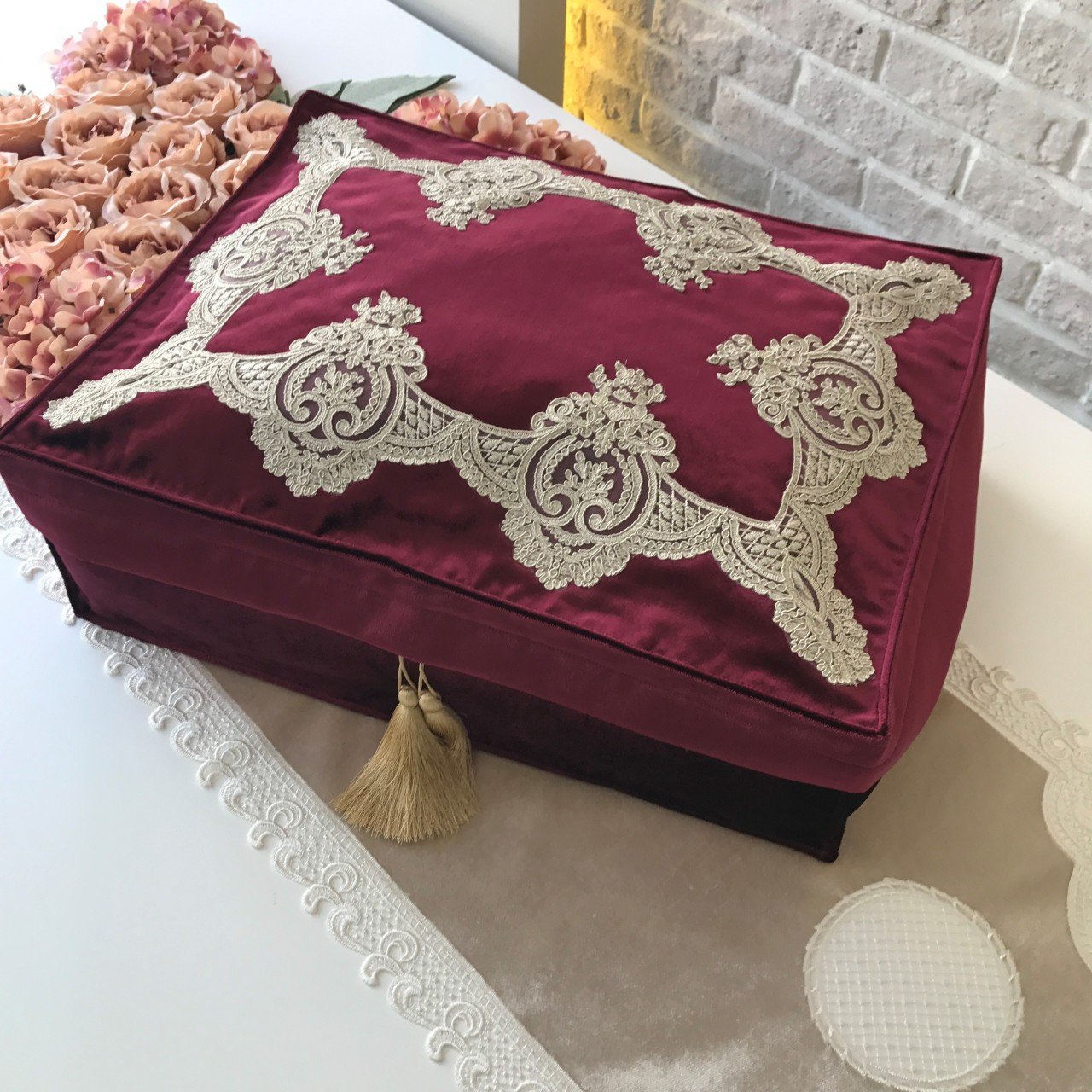 Fransız Dantelli Hurç | Bordo