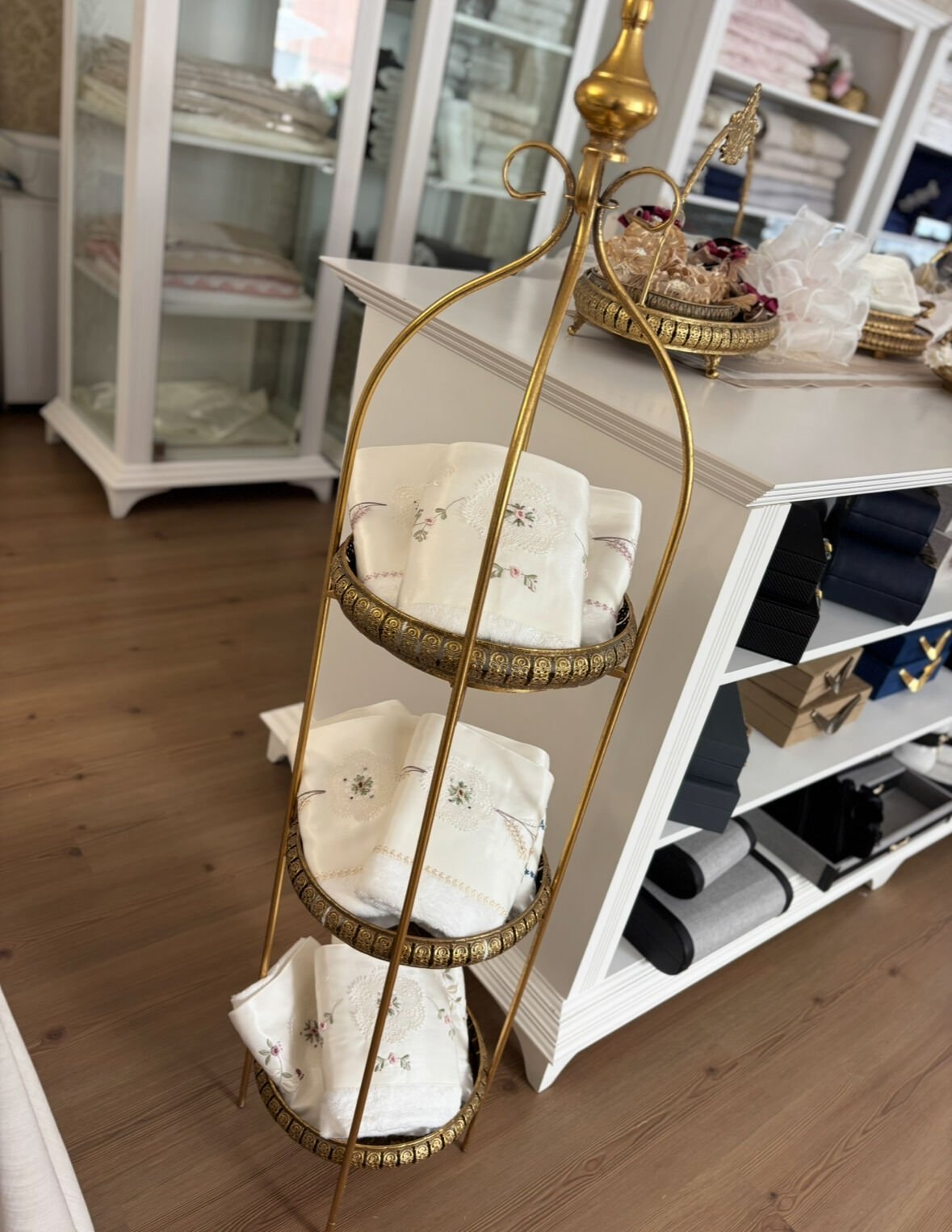 Üç Katlı Metal Aksesuar