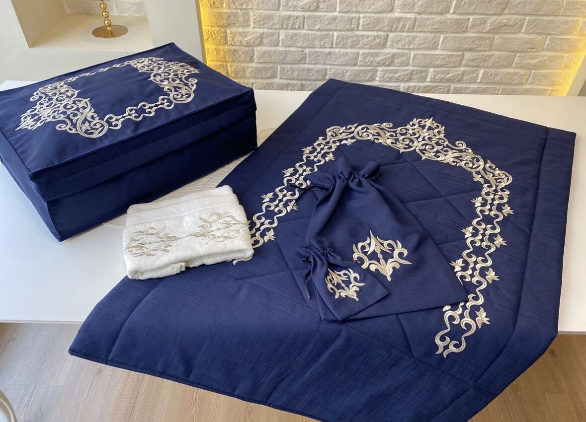 Nakışlı Seccade Takımı | Lacivert&Gümüş