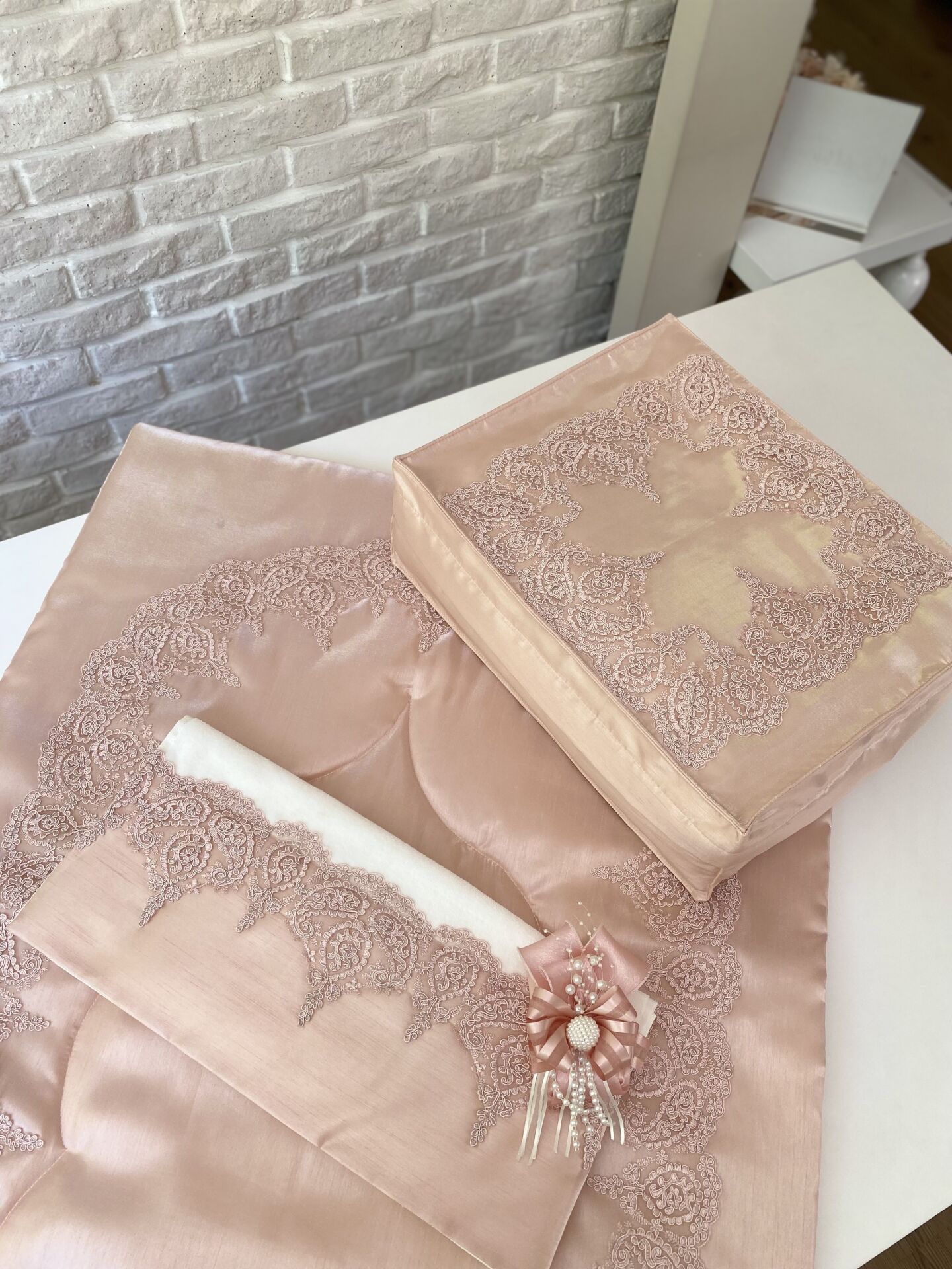 Fransız Dantelli Bohça Seti | Pudra