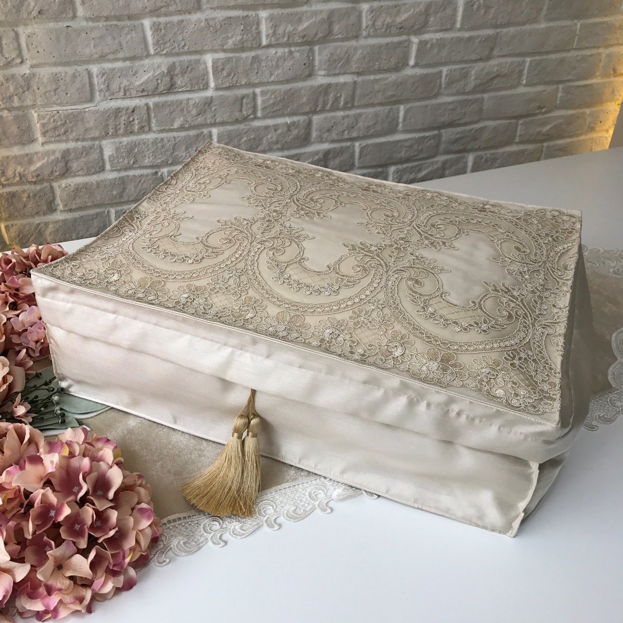 Fransız Dantelli Hurç | Cappuccino&Gold