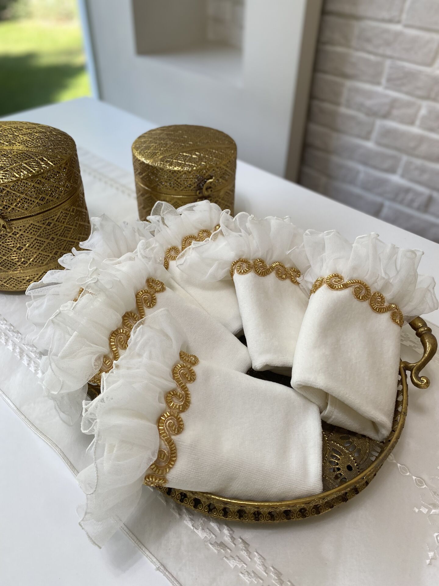 Taş Detaylı Küçük Boy Havlu | Ekru&Gold