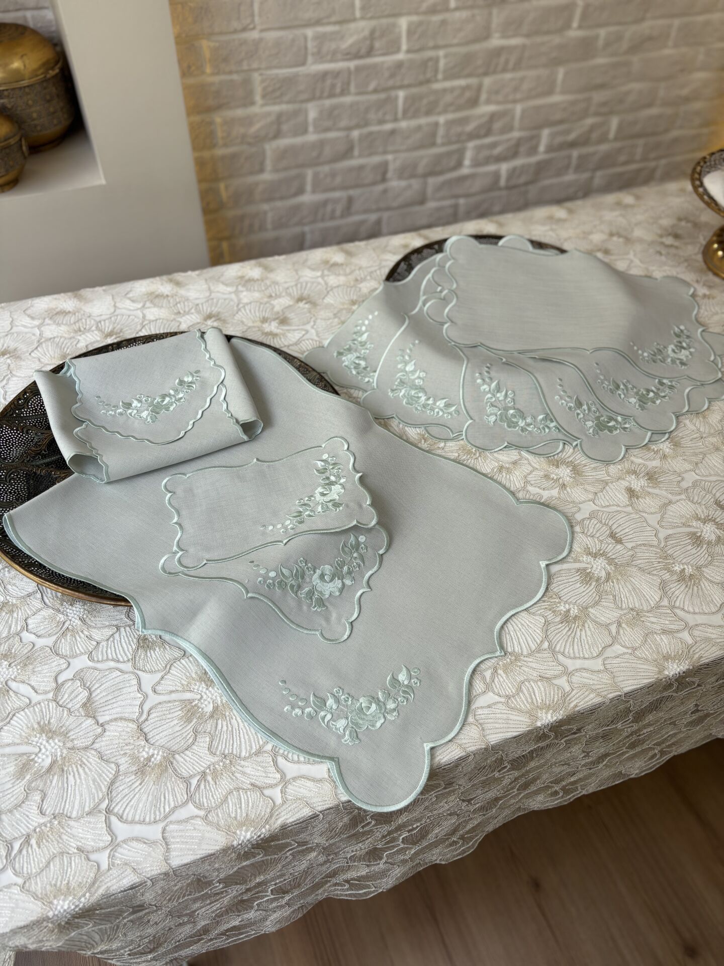 Nakışlı Servis Takımı | Mint Yeşili