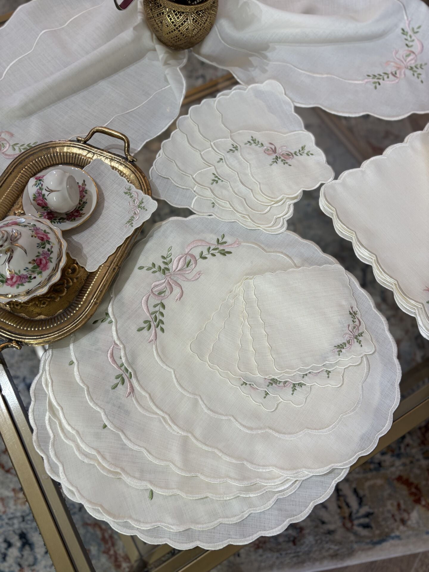 Nakışlı Servis Takımı | Ekru&Pudra