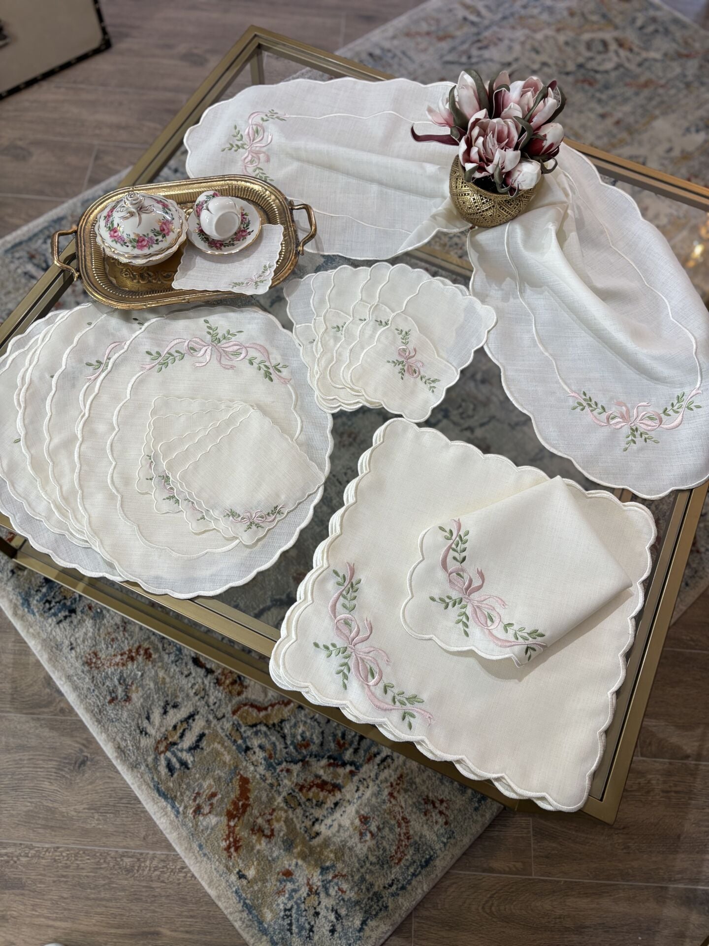 Nakışlı Servis Takımı | Ekru&Pudra
