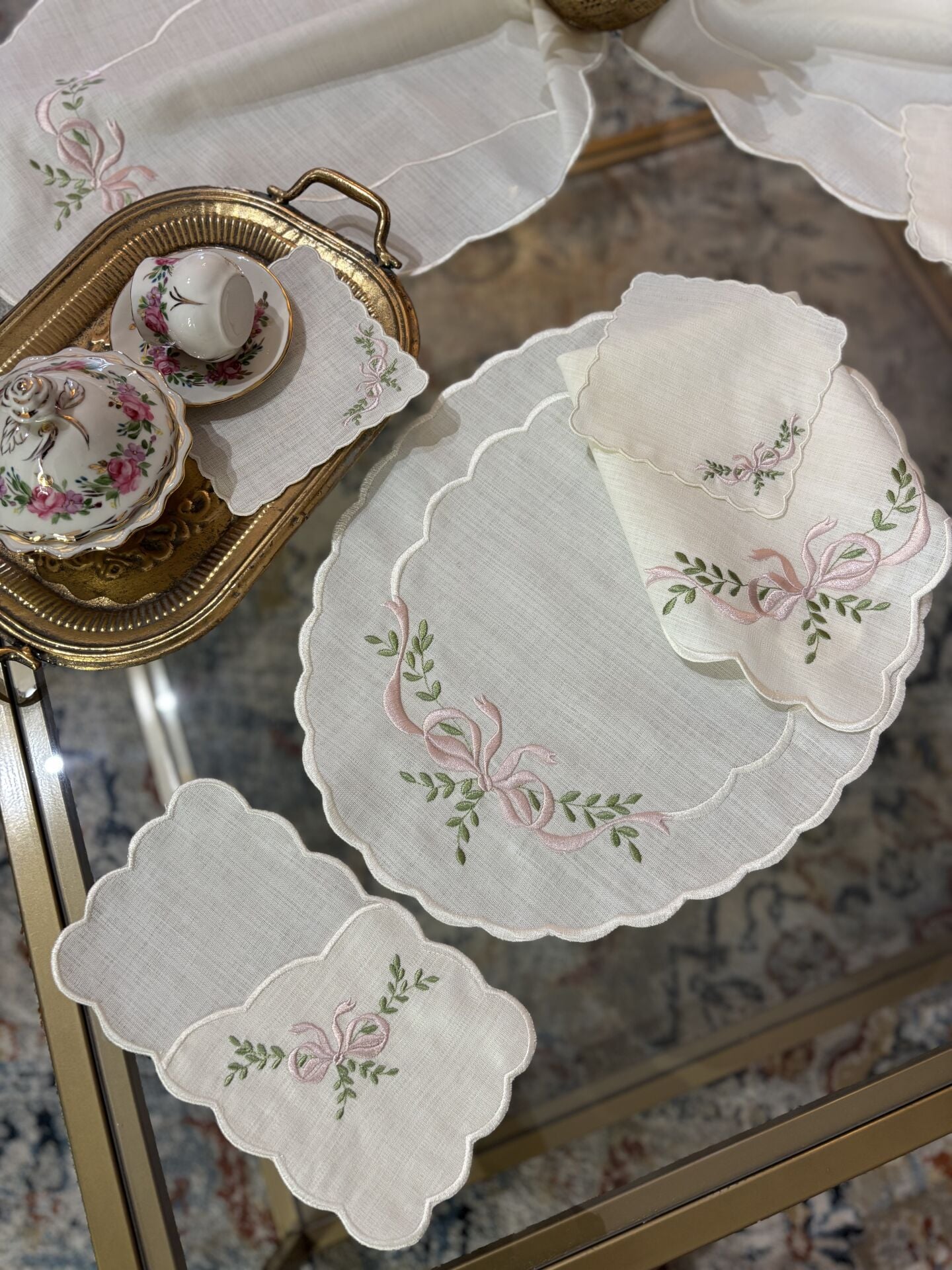 Nakışlı Servis Takımı | Ekru&Pudra