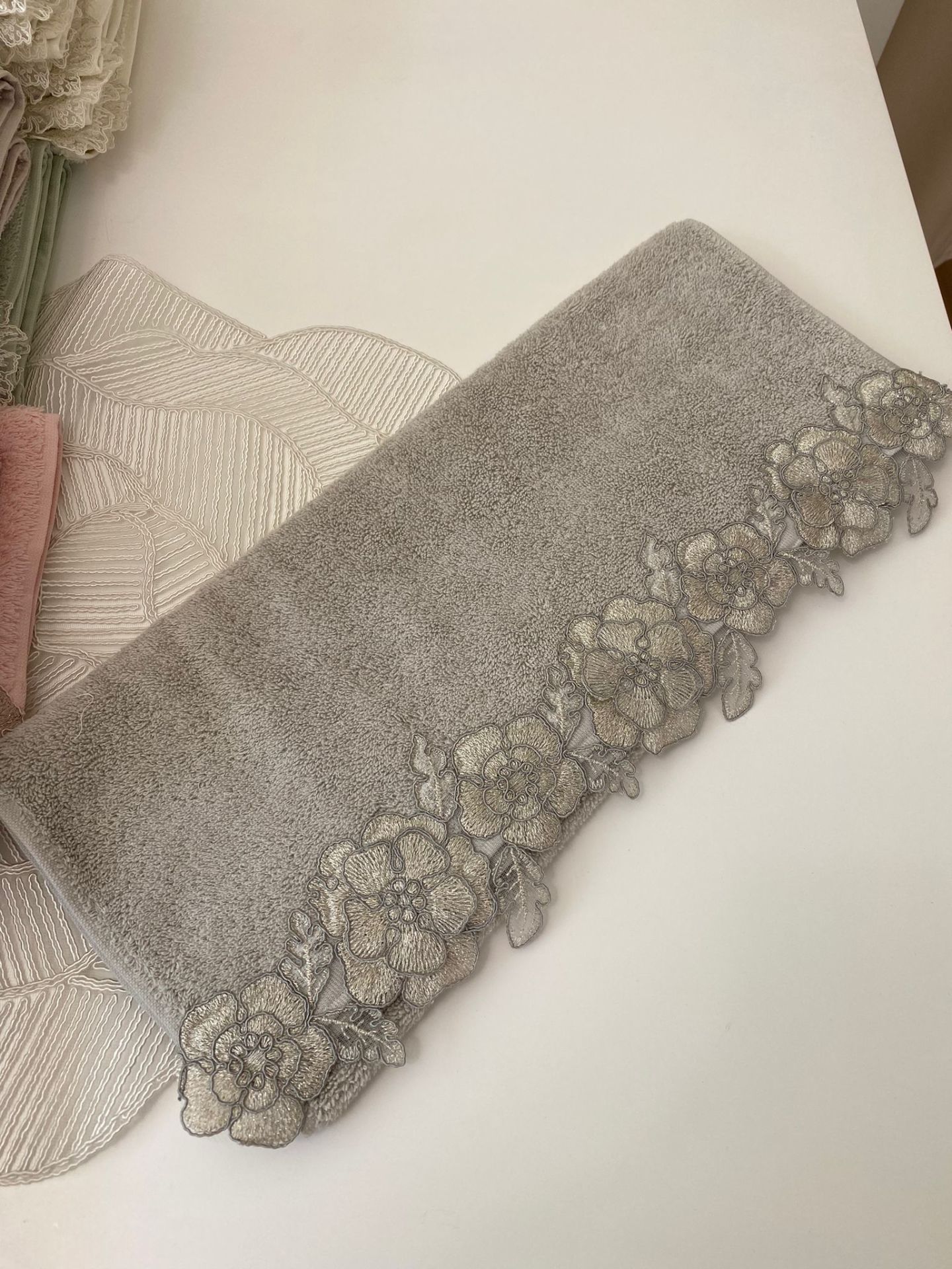 Fransız Dantelli Havlu