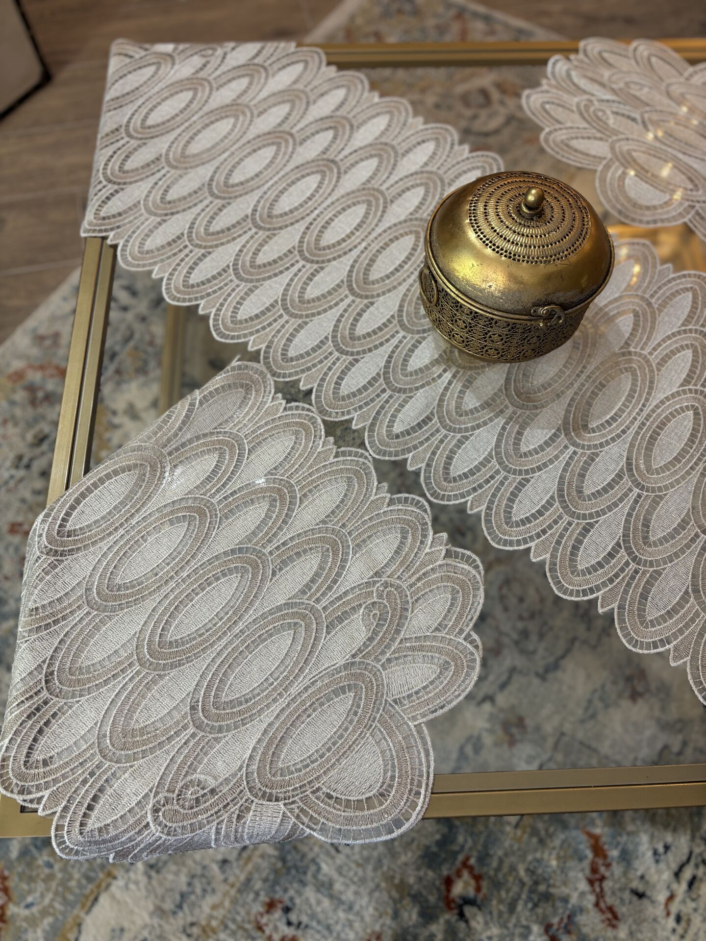 Dantel Salon Takımı | Ekru&Gold