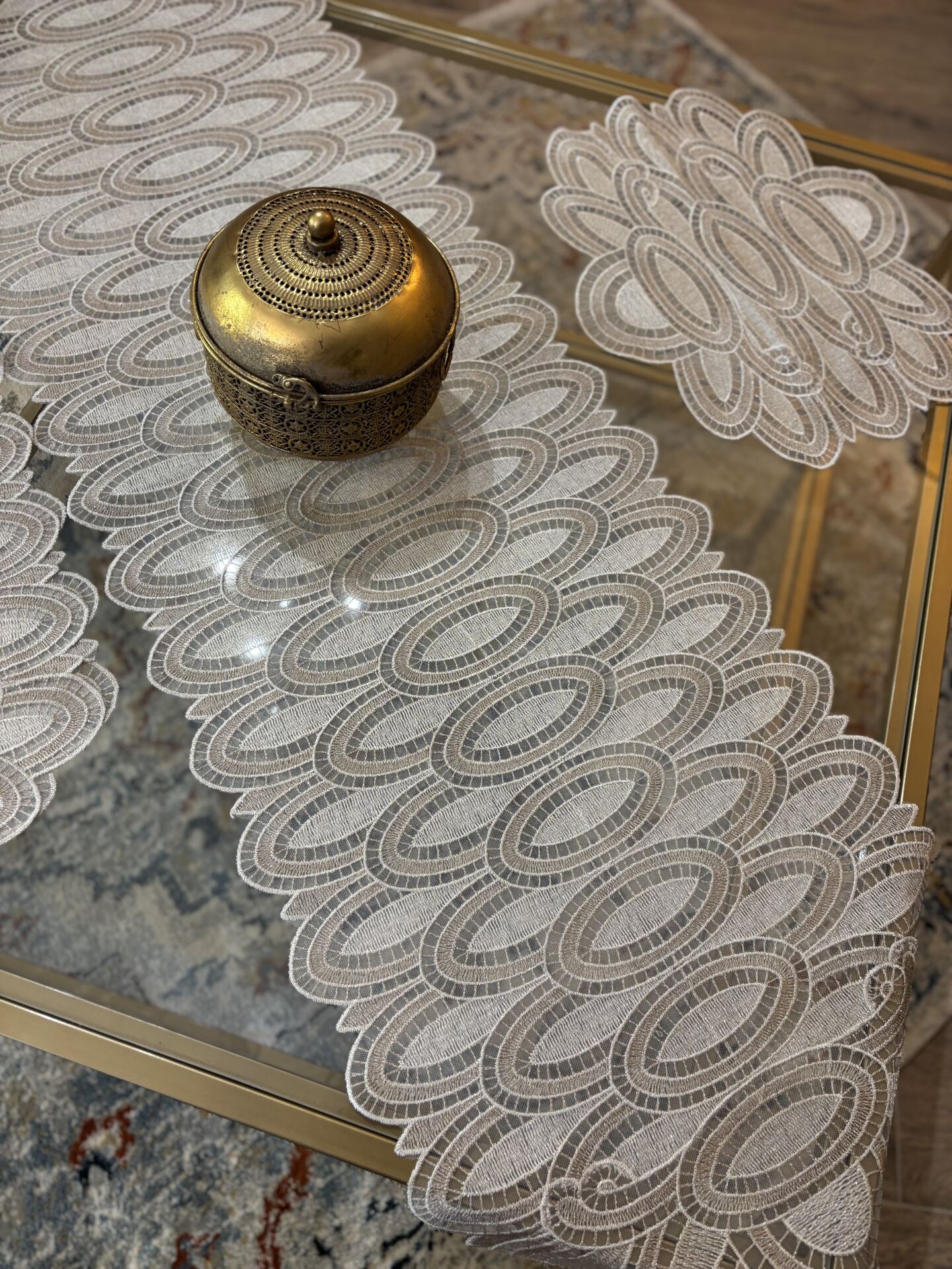 Dantel Salon Takımı | Ekru&Gold