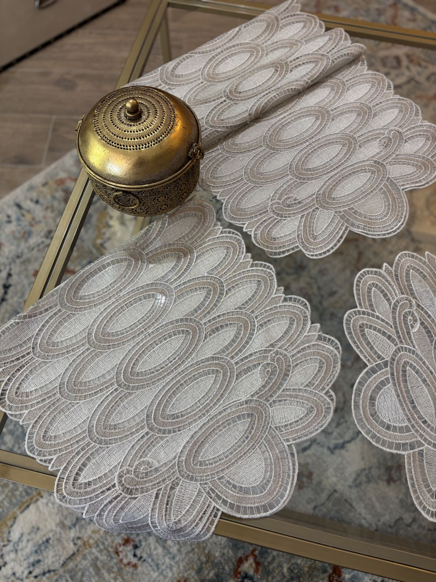 Dantel Salon Takımı | Ekru&Gold