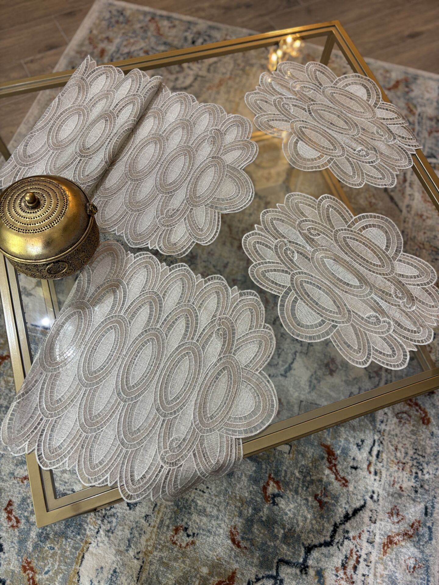 Dantel Salon Takımı | Ekru&Gold