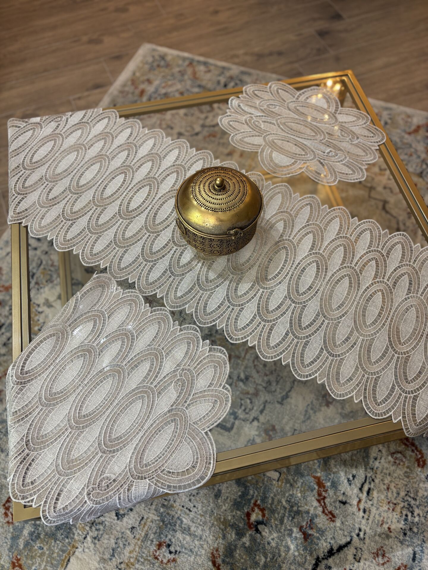 Dantel Salon Takımı | Ekru&Gold