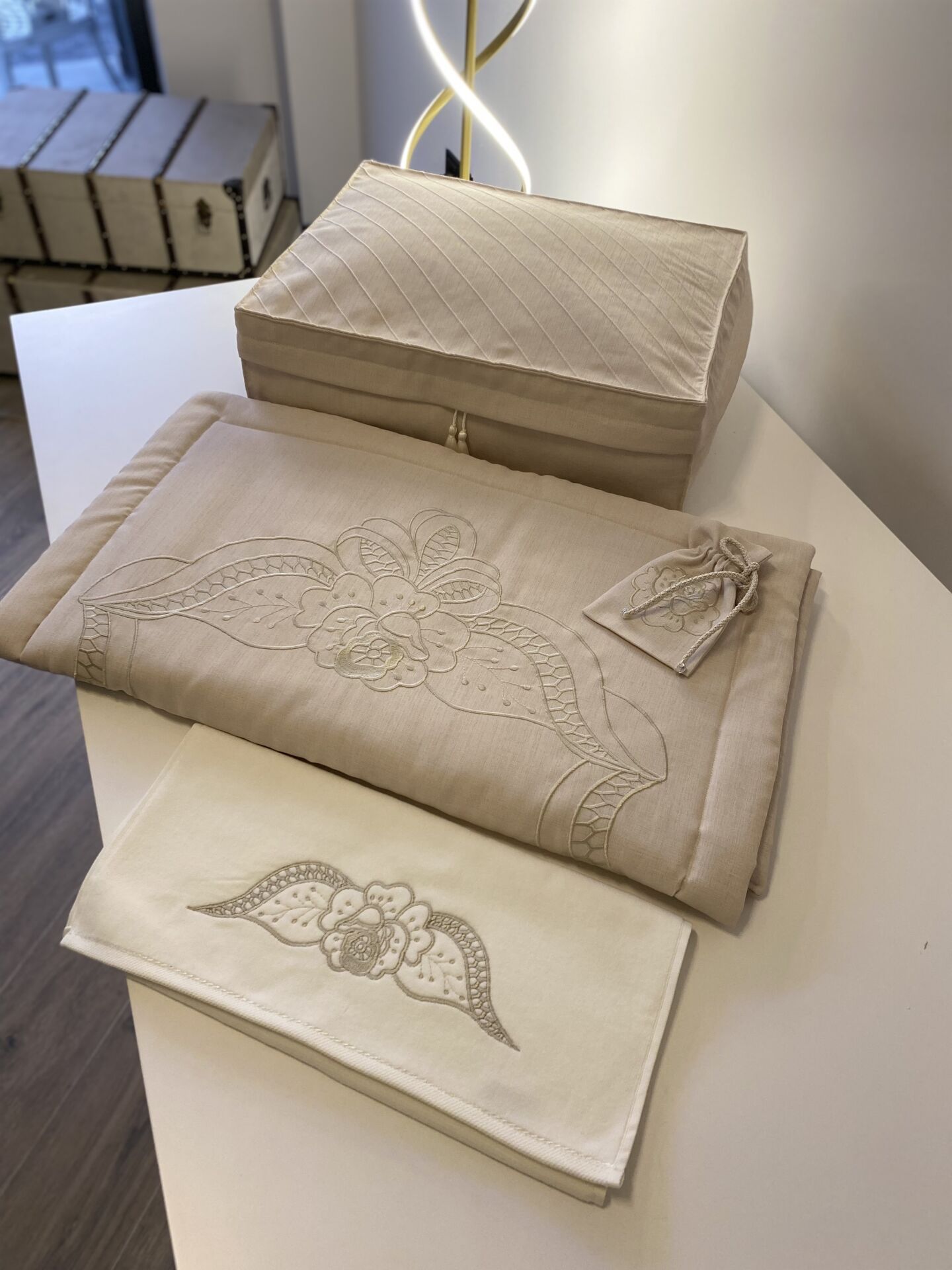 Nakışlı Seccade Takımı | Cappuccino