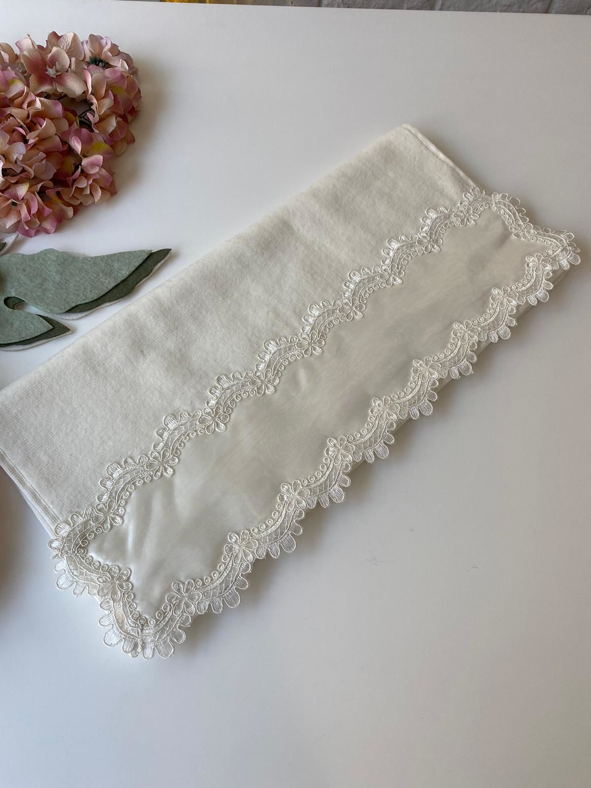 Organze Detaylı Havlu / Ekru
