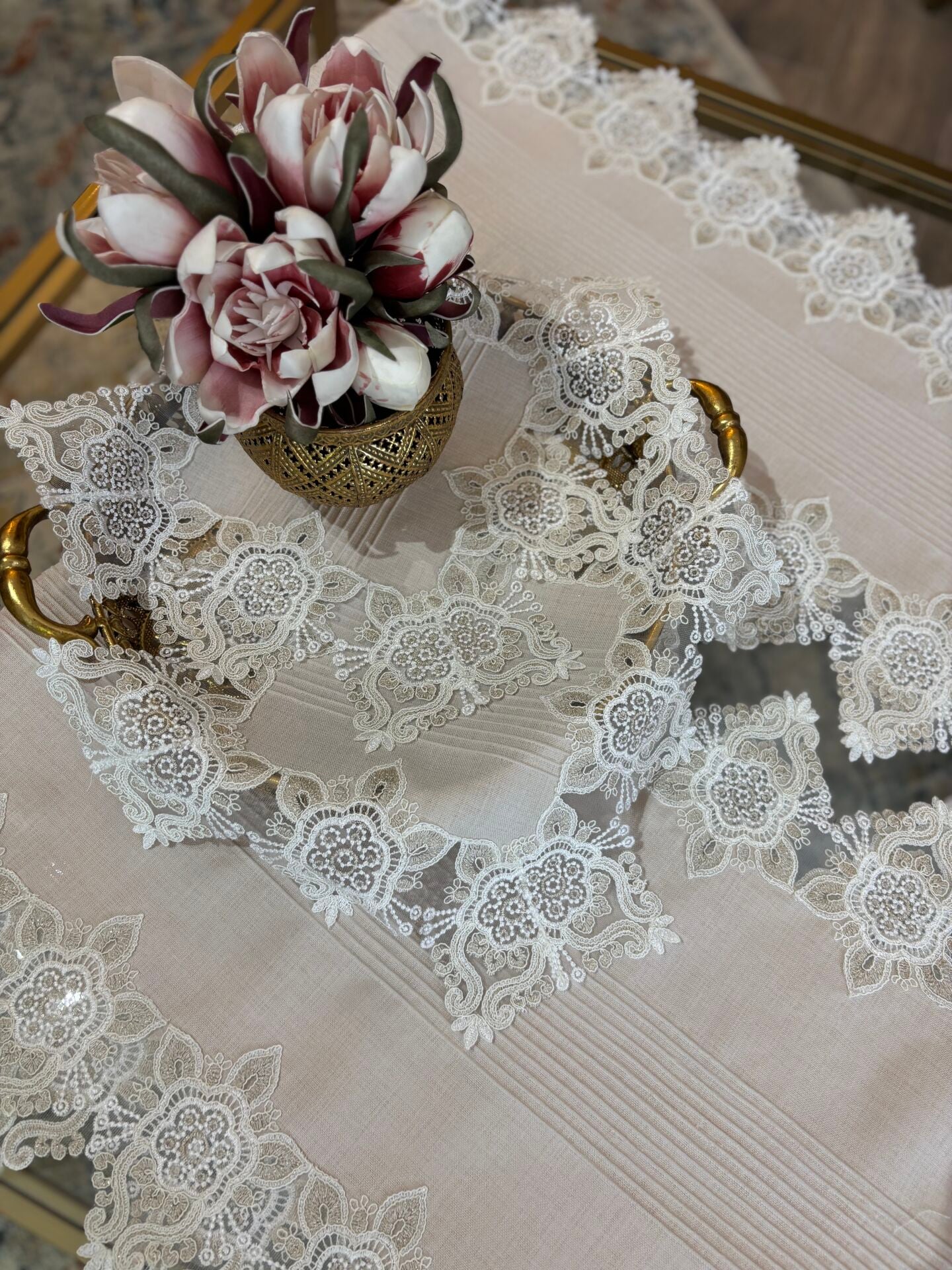 Fransız Dantelli&Nervür Detaylı Salon Takımı | Cappuccino