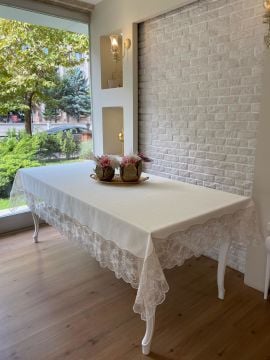 Fransız Dantelli Masa Örtüsü | EKRU