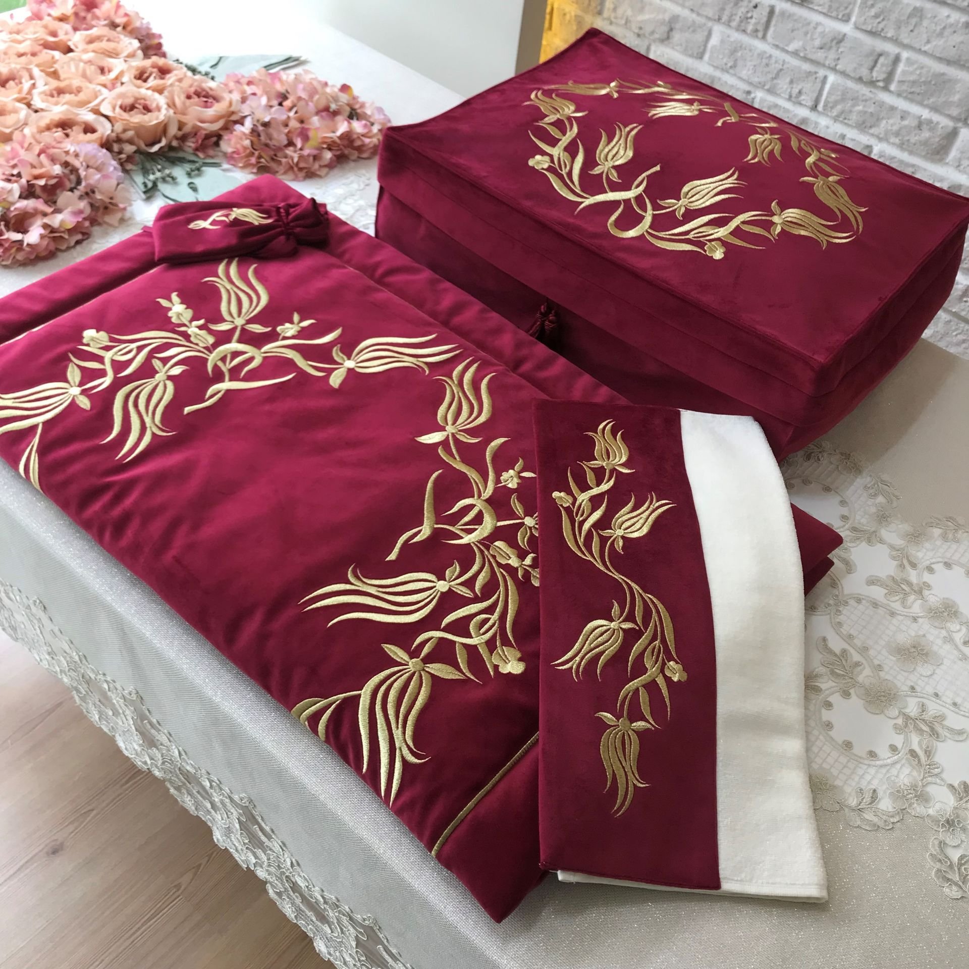 Nakışlı Seccade Takımı | Bordo&Gold