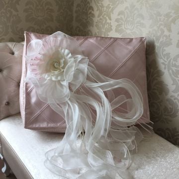 Çiçek Buketi Detaylı Hurç | Ekru&Pudra