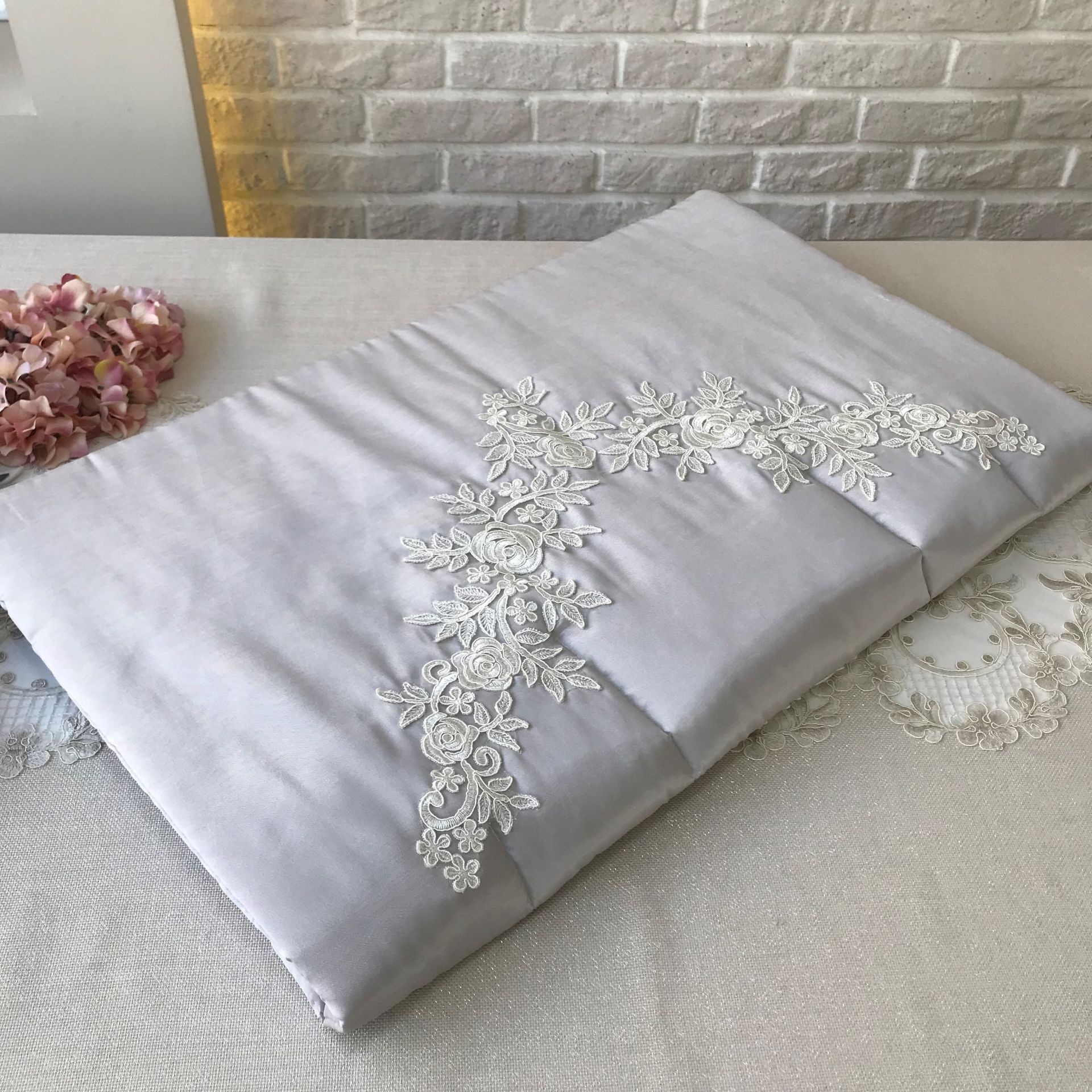 Fransız Dantelli Seccade | Gri