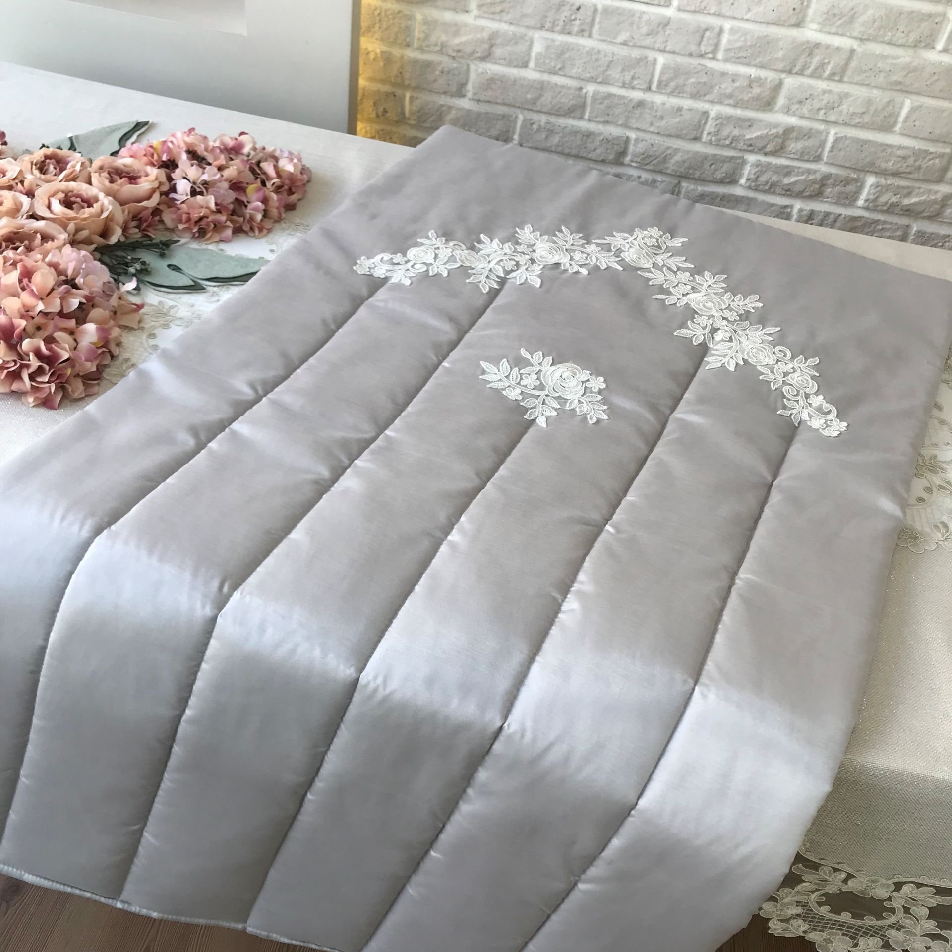 Fransız Dantelli Seccade | Gri