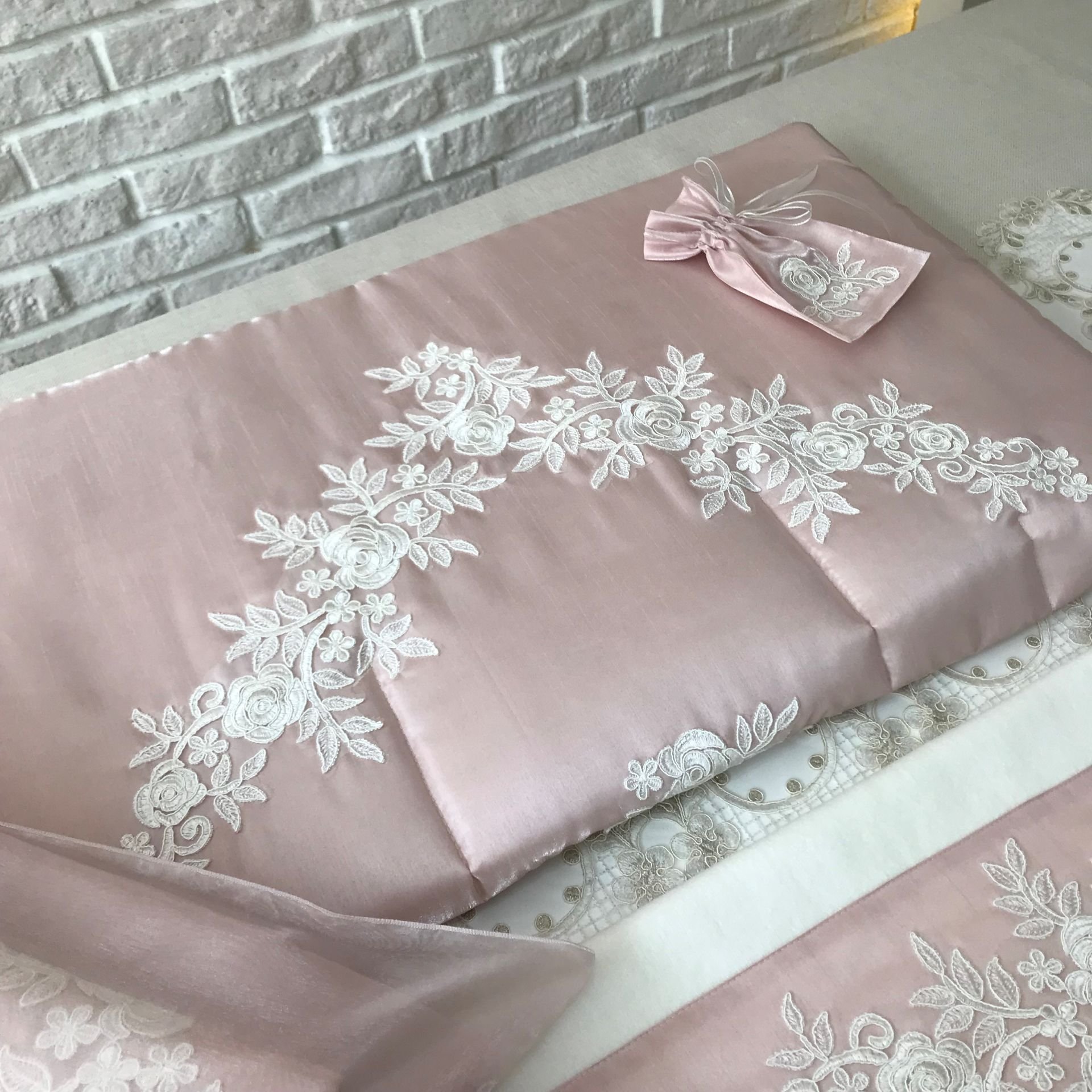 Fransız Dantelli Seccade Takımı | Pudra