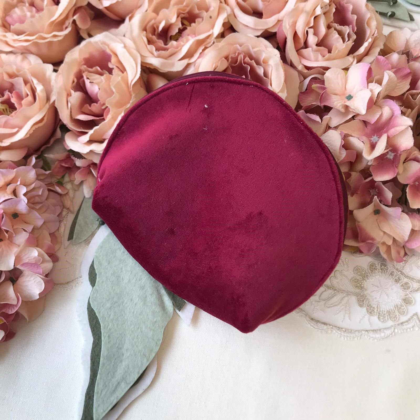 Fiyonk Detaylı Kadife Çanta | Bordo