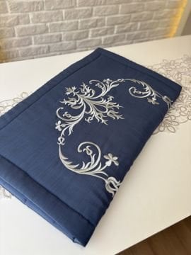 Nakışlı Keten Seccade | İndigo