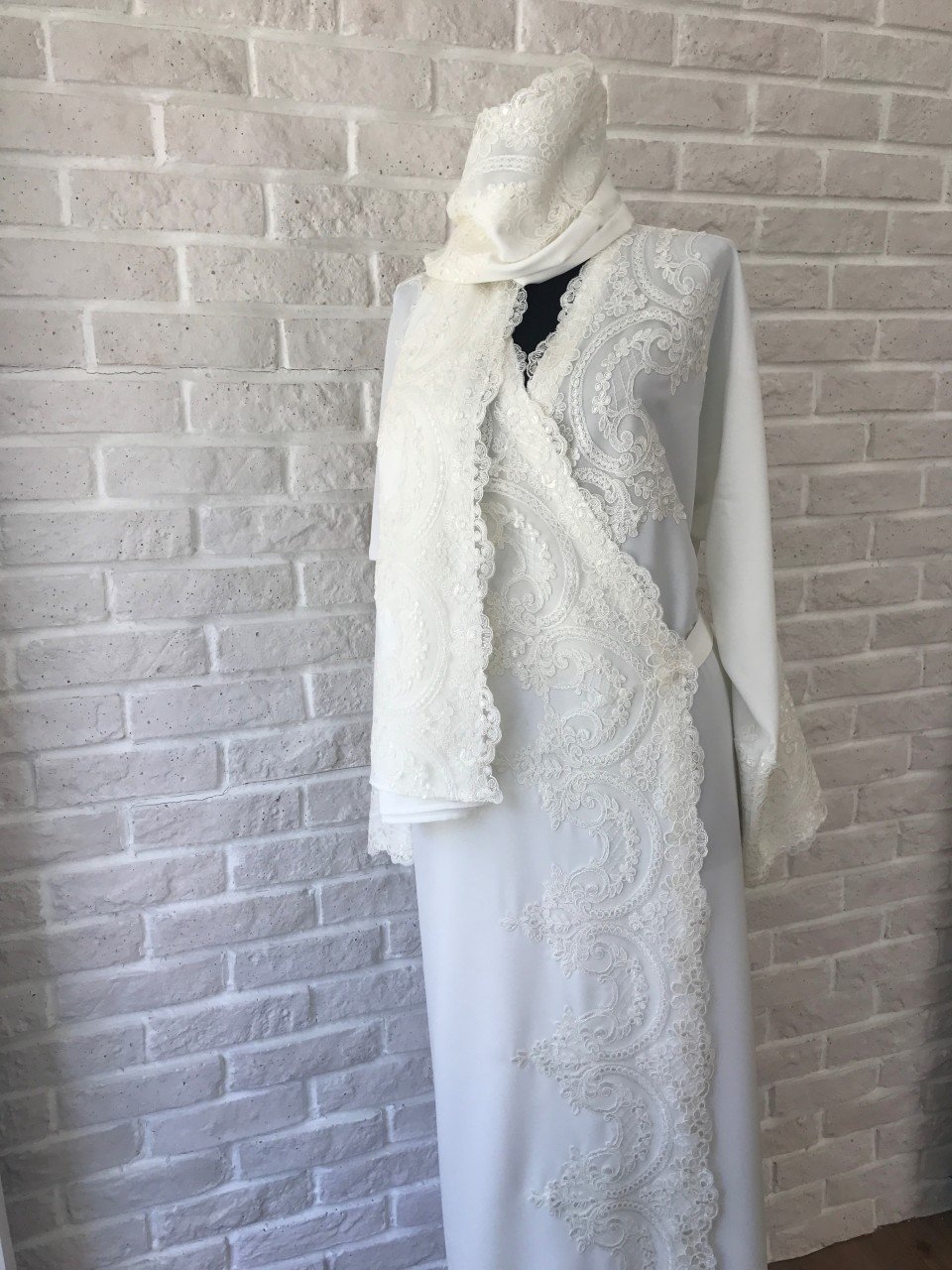 Dantelli Namaz Elbisesi&Başörtüsü | Ekru