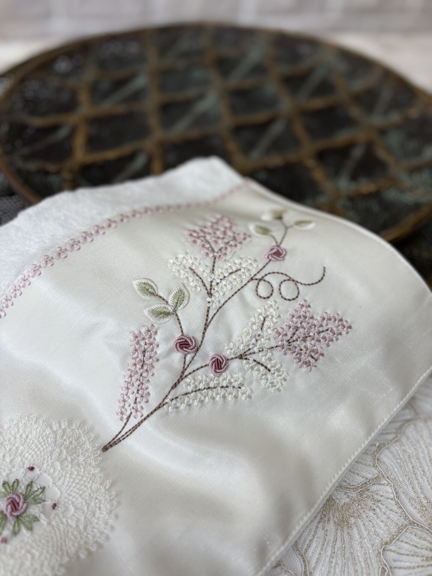 Rokoko Nakışlı&İğne Oyalı Havlu