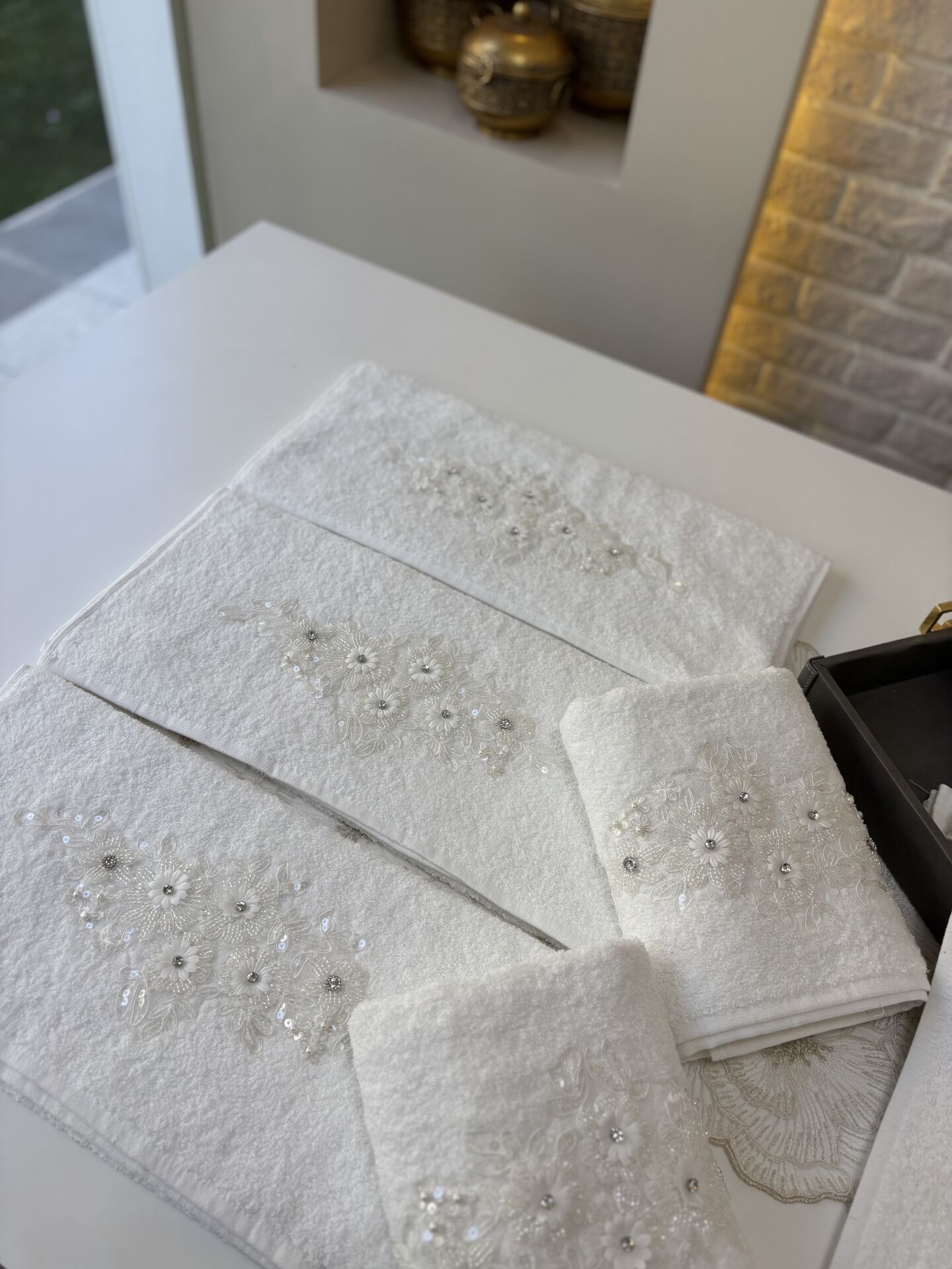 Fransız Dantelli Havlu | Beyaz