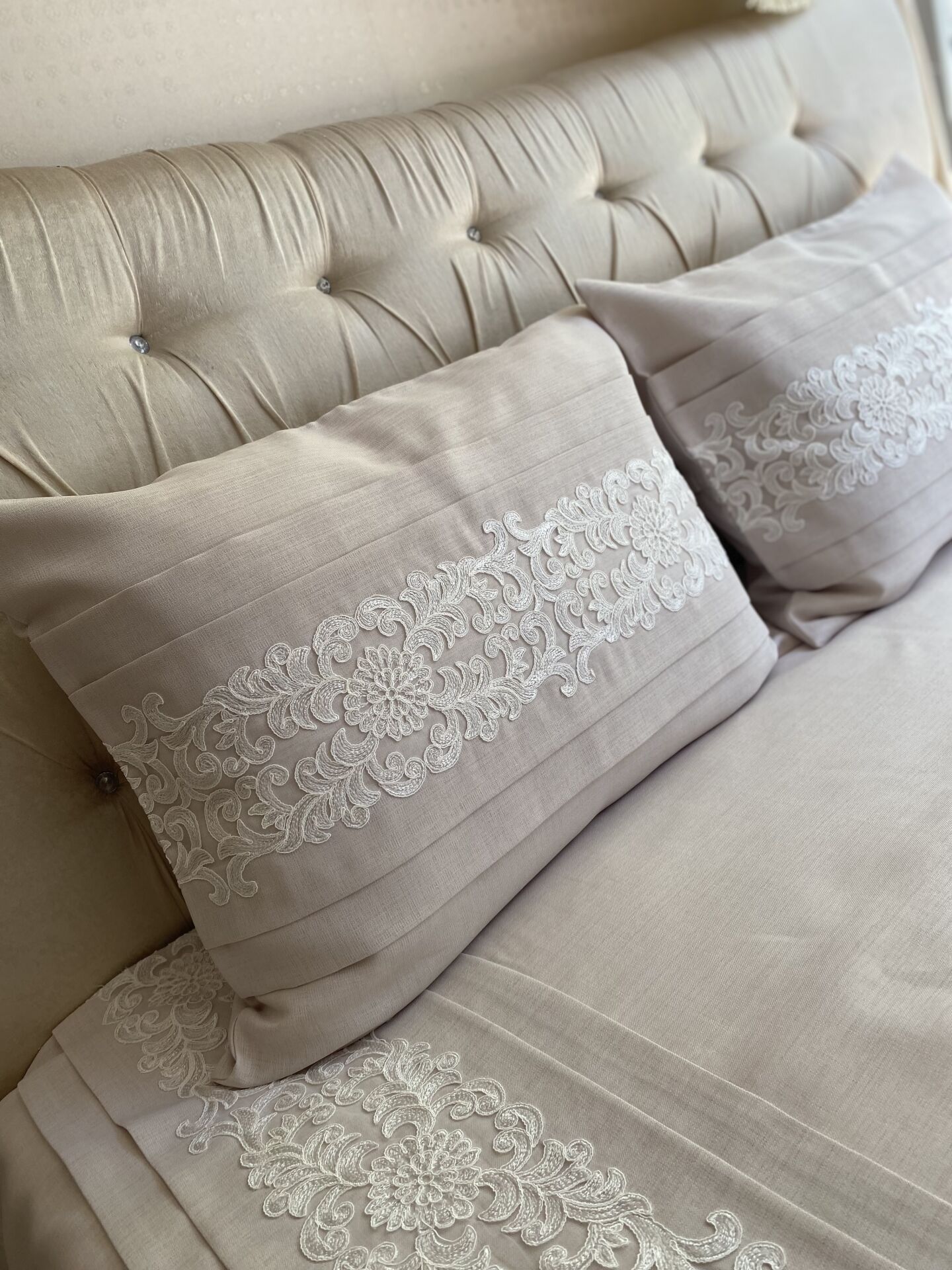 Pileli&Dantelli Nevresim Takımı | Cappuccino